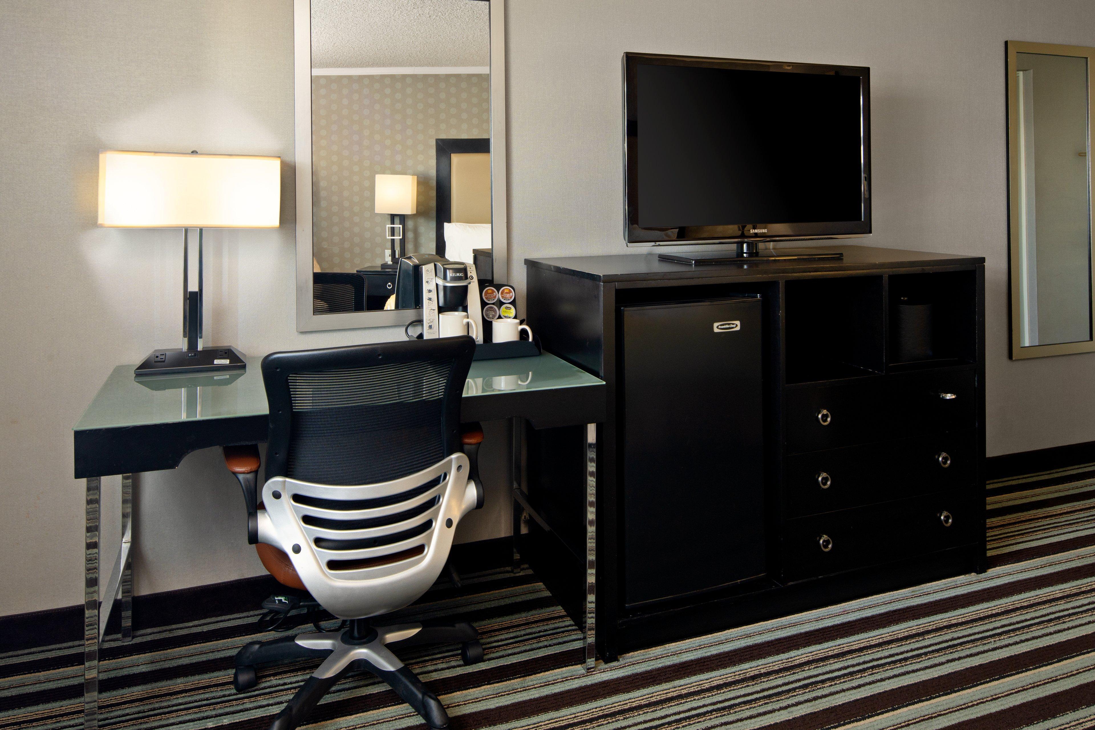 Holiday Inn Long Beach - Airport By Ihg Bagian luar foto