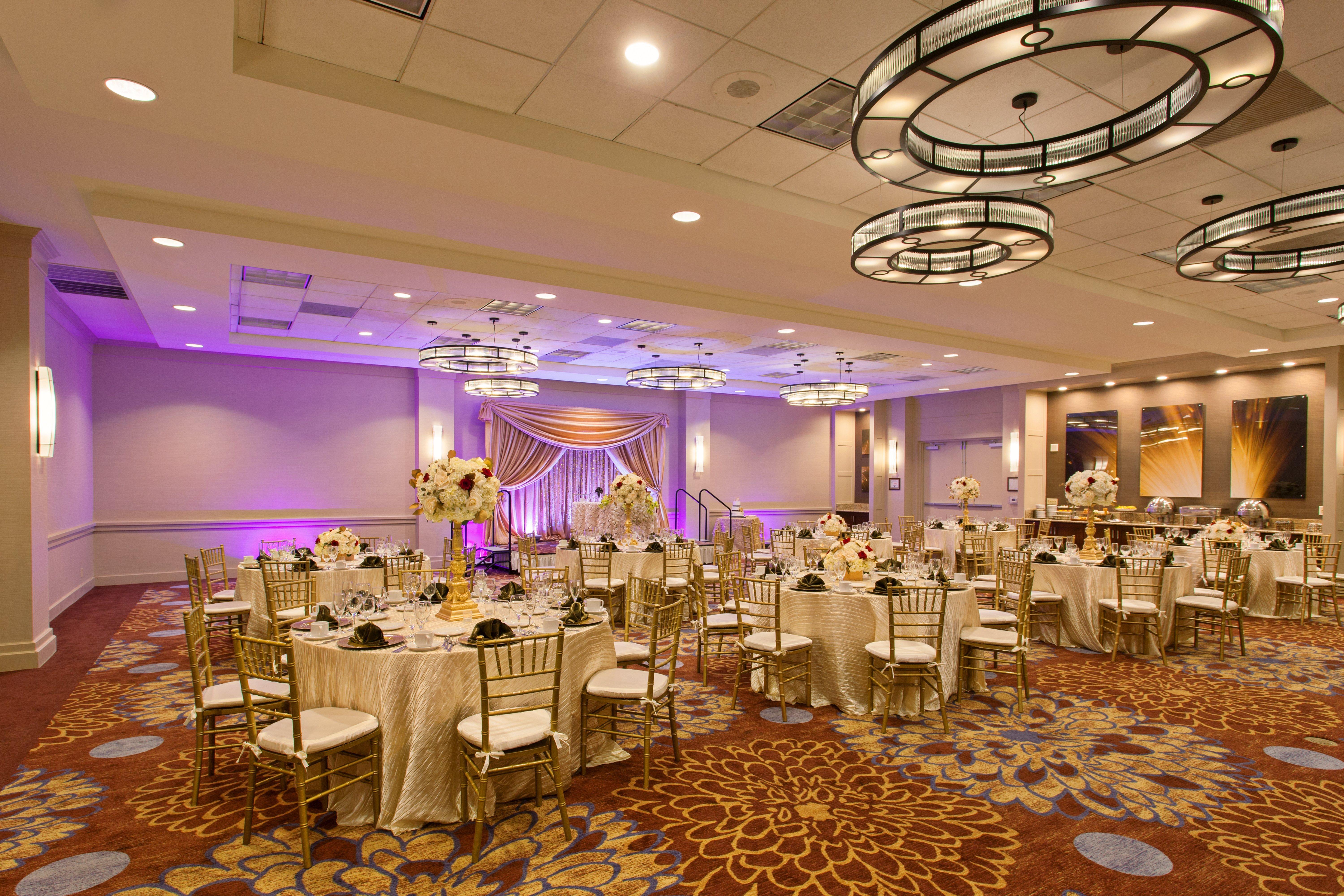 Holiday Inn Long Beach - Airport By Ihg Bagian luar foto