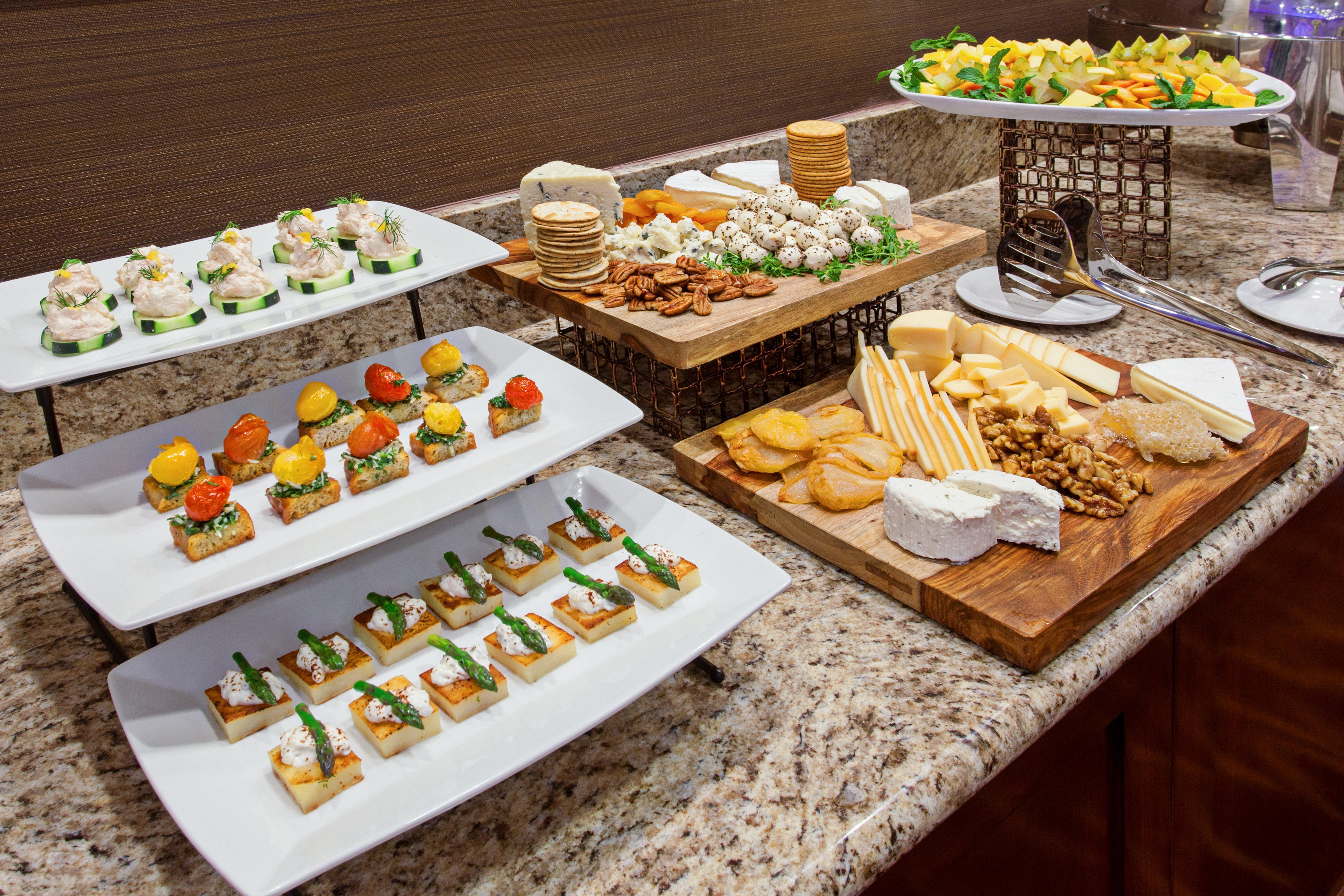 Holiday Inn Long Beach - Airport By Ihg Bagian luar foto